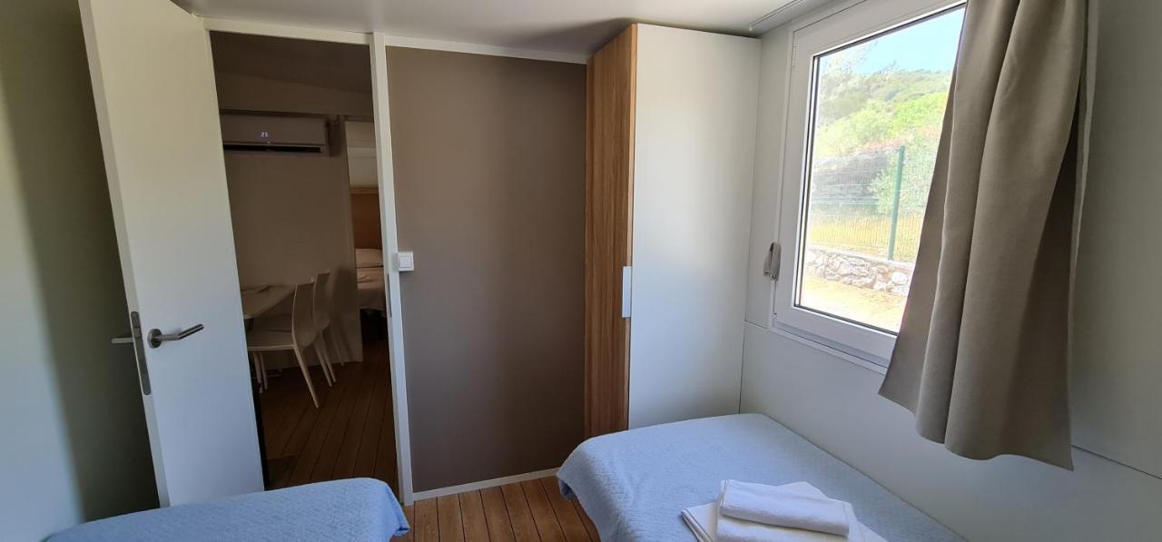 Mobile Home Andreana Jezera Luaran gambar
